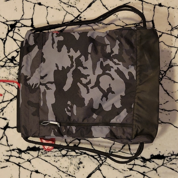 Nike black camo drawstring bag